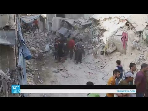 غارات جوية تستهدف أحياء في حلب وقرى في حماة