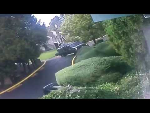 شاحنة إنقاذ تدمّر السيارات قبل انقاذ المصابين