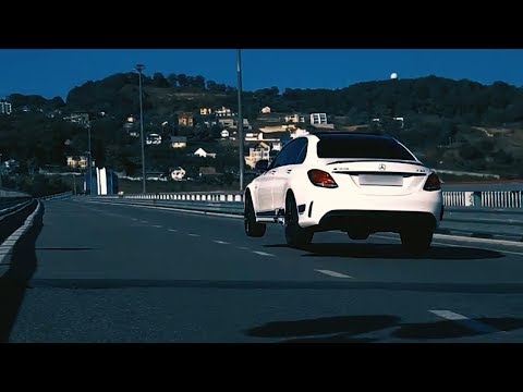 لحظة غضب مرسيدس بنز