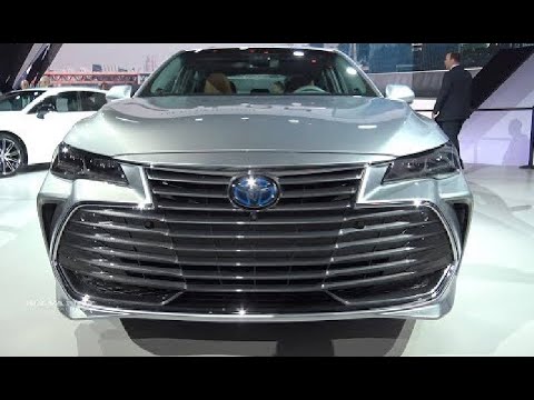 سيارة تويوتا افالون 2019 بهيكل قوي وتصميم حديثة