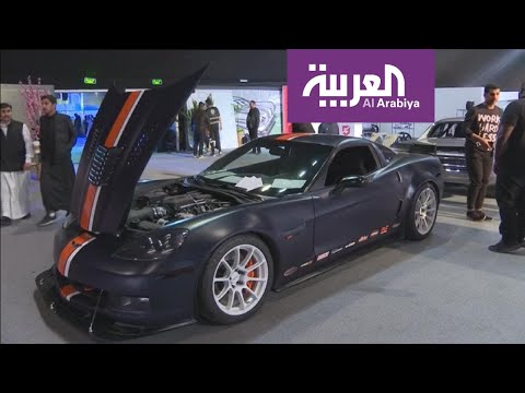 شاهد سيارات كلاسيكية للبيع في معرض الرياض للسيارات