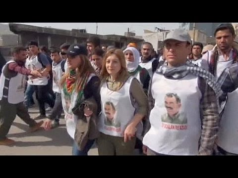 الأكراد يتظاهرون في تركيا للمطالبة بالإفراج عن عبدالله أوجلان