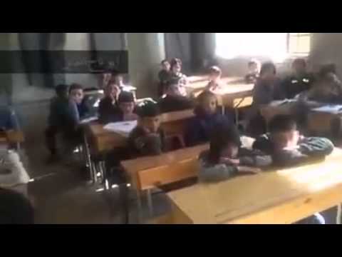 قصف مدرسة في سورية أثناء حصة تعليمية فيديو