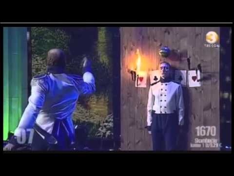 أفشل رامي سكاكين في العالم