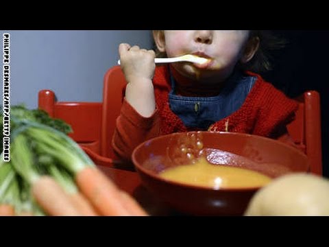 بالفيديو أساليب تشجع الأطفال على تناول الأغذية الصحيَّة
