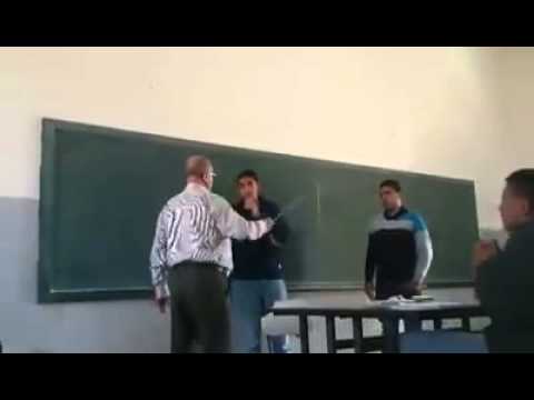 مدرس يضرب الطلاب في رام الله الثانويَّة