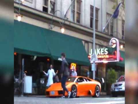 فيديو استعراض بلهواني بسيارة لامبرجيني