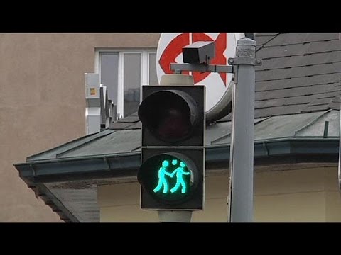 إشارات مرور خاصة بالمثليين منتشرة في مدن النمسا