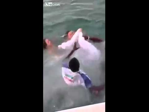 حفل زفاف كاد أن يتحول إلى جنازة بسبب فستان العروسة