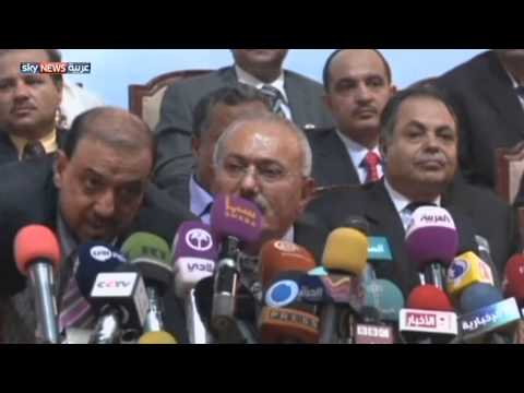 بالفيديو مسؤولون في الحكومة اليمنية يعلنون استمرار محاولات عقد مؤتمر جنيف