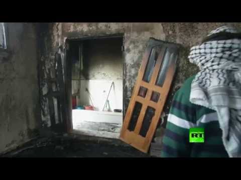 المستوطنون يحرقون مسجدًا في رام الله
