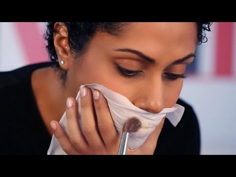 طريقة مذهلة لتثبيت أحمر الشفاه