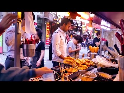 بالفيديو أغرب أكلات الشارع حول العالم