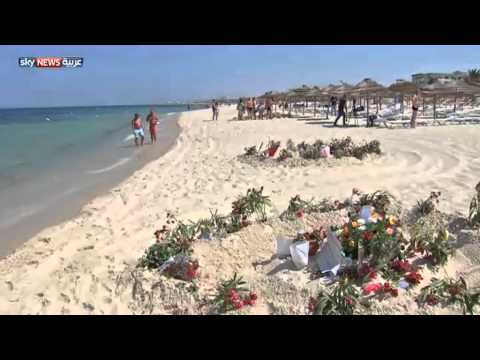 شاهد سياح يرفضون المغادرة من تونس