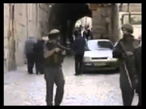 جنود إسرائيليون يهرعون لمجرد سماع أصوات فلسطينيَّة
