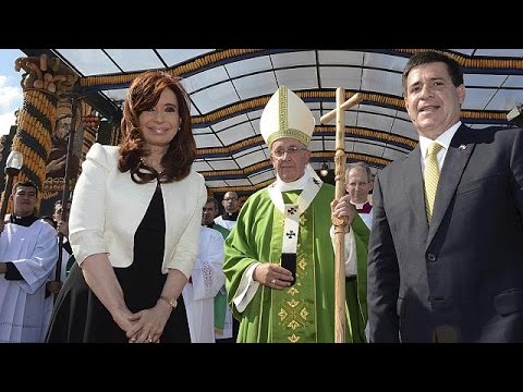 البابا فرنسيس يختتم جولته في أميركا الجنوبية