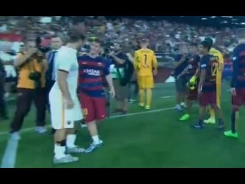 ميسي يوجه تحية خاصة إلى القيصر توتي