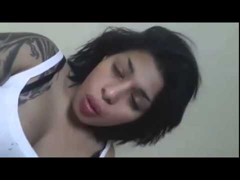 صاحبة سيلفي الانتحار تعود إلى الحياة من جديد