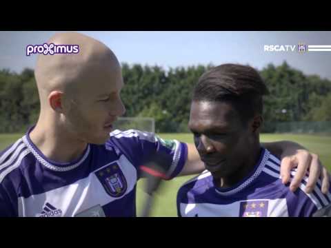 تريزيجيه يظهر في جلسة تصوير أندرلخت