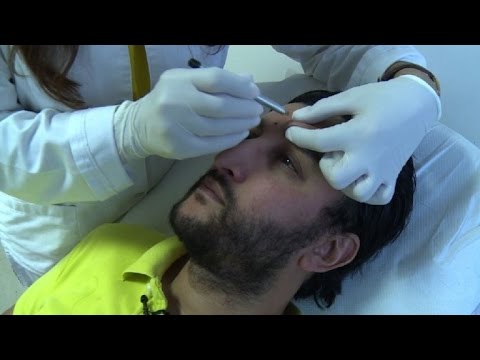 جراحة التجميل في تونس تجذب الرجال