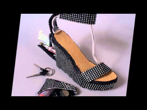 بالفيديو ابتكار حذاء جديد بمخبأ سري للأمان
