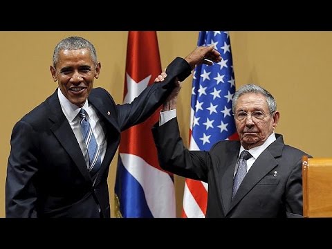 شاهد أوباما يعد بمحادثات صريحة مع كوبا حول حقوق الانسان